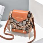 Trendy mobile phone bag for women, a stylish and fashionable cross-body bag, Women's Bags – BB1028 - Image 3