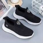 Export-grade breathable sports shoes for middle-aged women, Canvas & Loafer – DS142 - Image 3