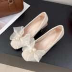 French-style pearl and floral chunky heeled flats for women, Style Shoes – RV2588 - Image 2