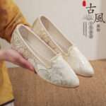 Women's shoes with cheongsam, Hanfu, Chinese ethnic style, Style Shoes – RV2586 - Image 2