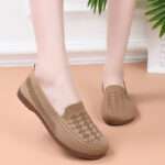 Lightweight and Breathable Flat Shoes, Old Beijing Cloth Shoes for Women, Canvas & Loafer – DS133 - Image 5